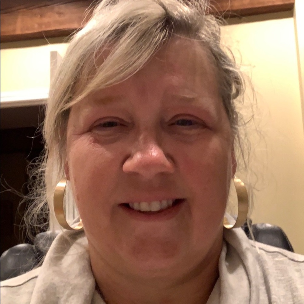 Meet your Posher, Karen